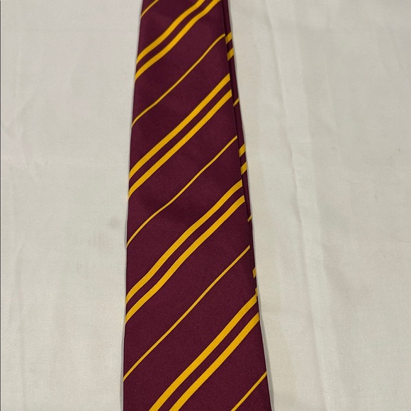 Harry Potter Griffindor Burgundy and Gold Striped Tie Adult Cosplay Costume - Picture 3 of 16
